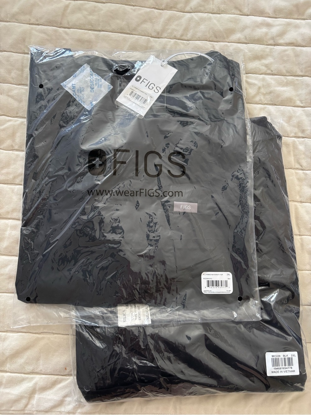 FIGS W Hybrid Maternity Set